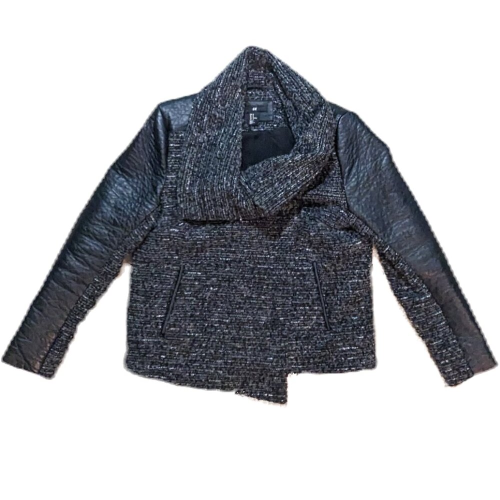 Women's Black and Gray Jacket